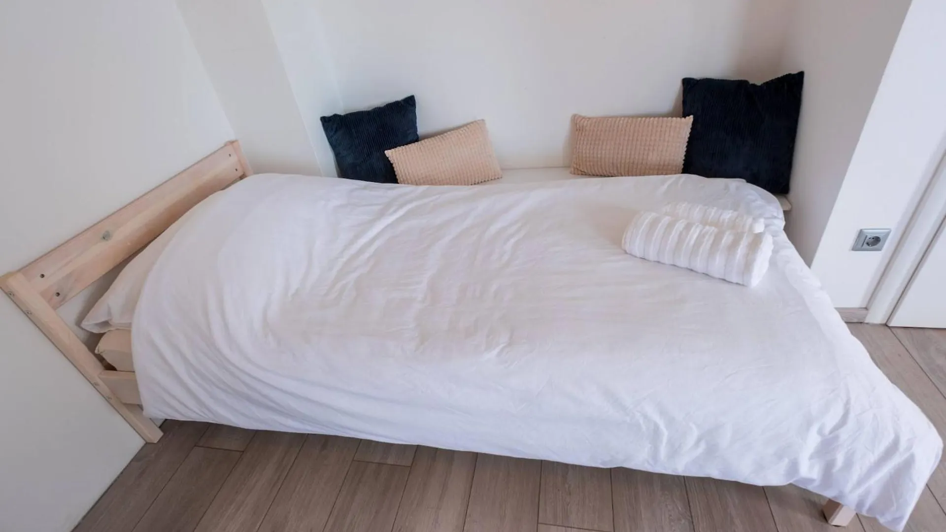 Charming Three Bedroom House Turanj